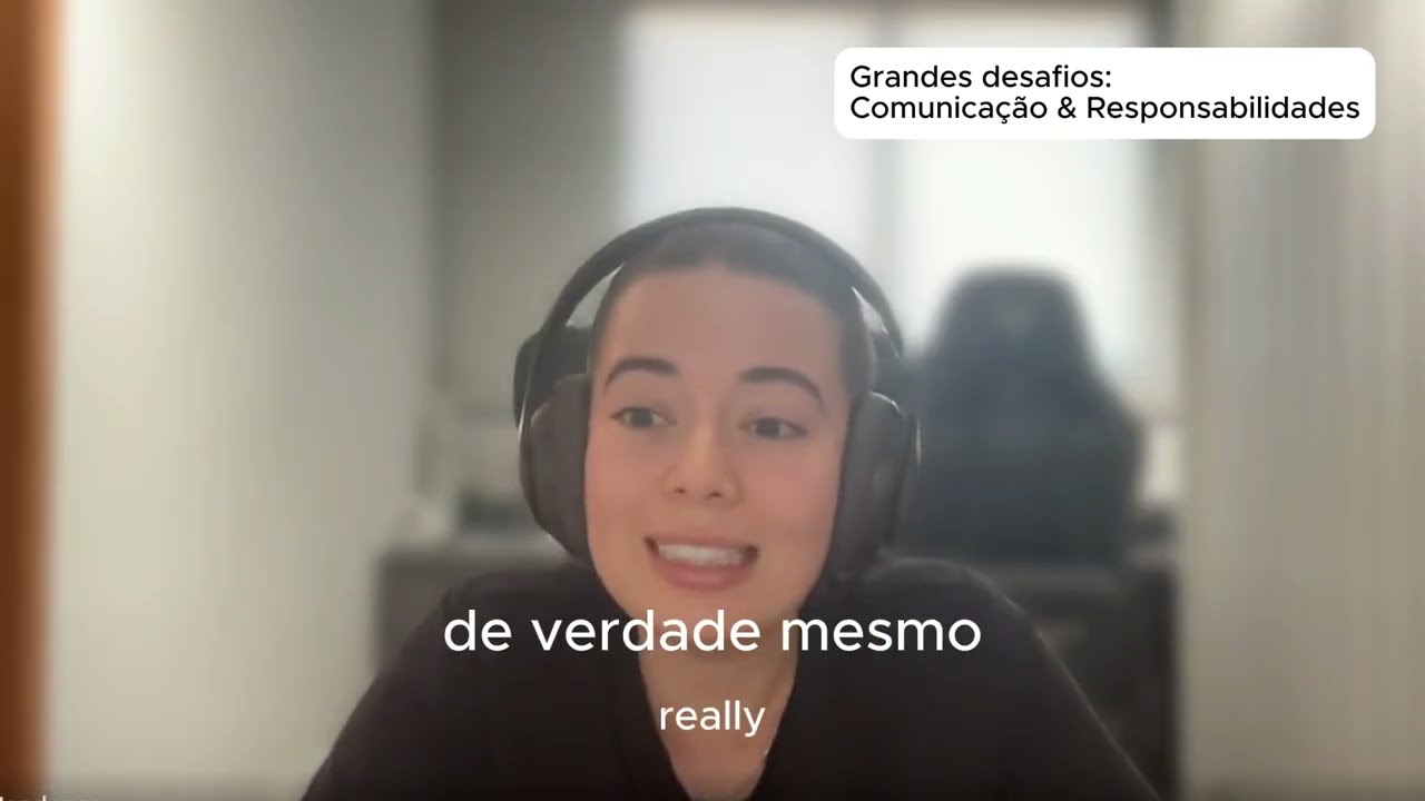 Amanda Mendonça, da Shine Bright, em vídeo de depoimento